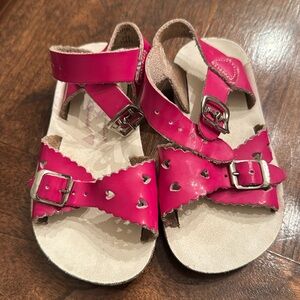Girls saltwater sandals
